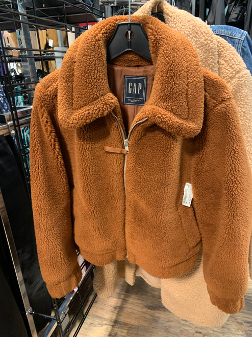 Vist Large View of Product Image Which is Used Gap Short Light Jacket S-4/6