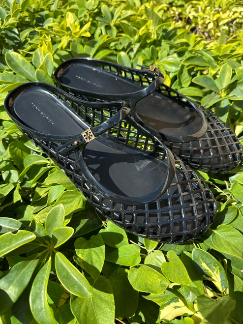 Used Tory Burch  Flats 9 60085-S000341162 Vist Large View of Product Image Which is Used Tory Burch  Flats 9