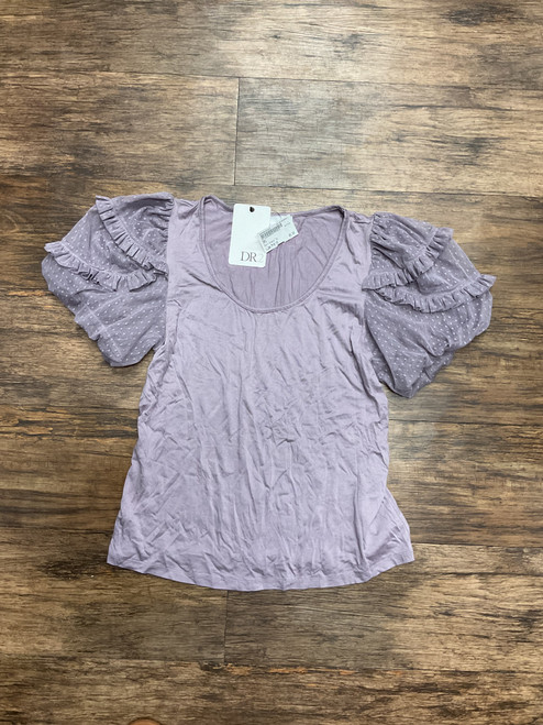 Used DR2 Short Sleeve Top M-8/10 60004-S000635925 Vist Large View of Product Image Which is Used DR2 Short Sleeve Top M-8/10