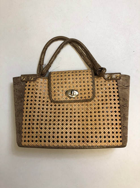 Used Stuart Weitzman Large Handbag 60107-S000303812 Vist Large View of Product Image Which is Used Stuart Weitzman Large Handbag