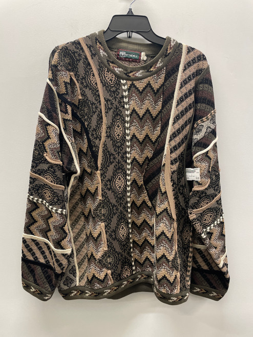 Used Green Chevron Tundra Canada Mens Lightweight Sweater L 60137-S000079321 Vist Large View of Product Image Which is Used Green Chevron Tundra Canada Mens Lightweight Sweater L