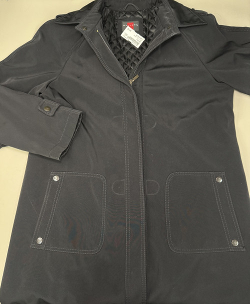 Used Gallery Short Light Jacket M-8/10 60006-S001139148 Vist Large View of Product Image Which is Used Gallery Short Light Jacket M-8/10