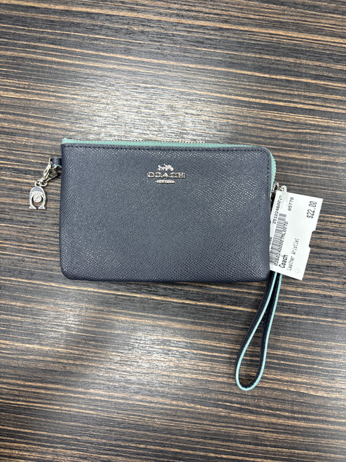 Used Coach Leather Wristlet 60032-S000654890 Vist Large View of Product Image Which is Used Coach Leather Wristlet