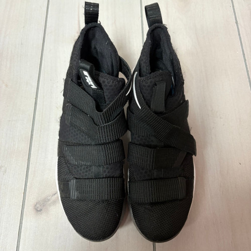 Vist Large View of Product Image Which is Used Nike Mens Athletic Shoes 10