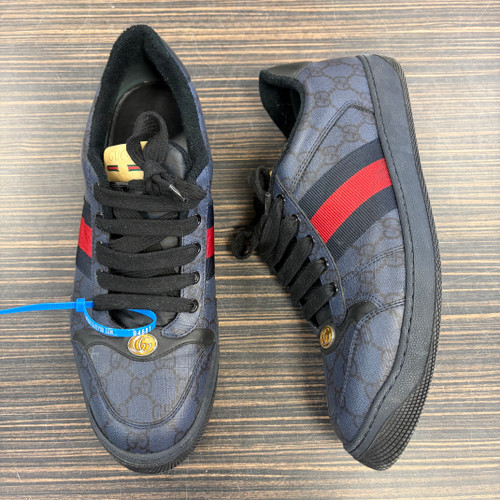 Vist Large View of Product Image Which is Used Gucci Mens Shoes 9.5