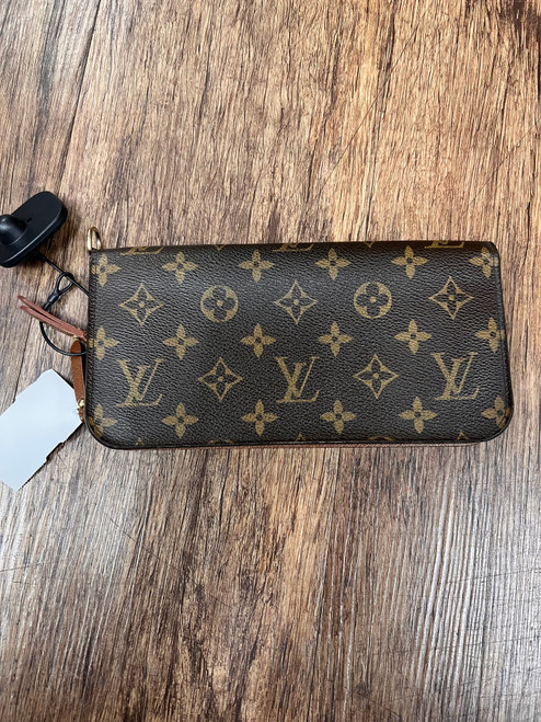 Vist Large View of Product Image Which is Used Louis Vuitton Leather Wallet