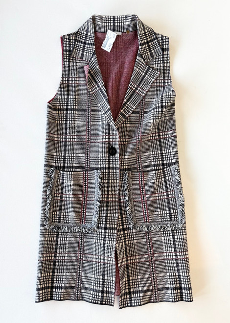 Vist Large View of Product Image Which is Used Unbranded Lightweight Vest M-8/10