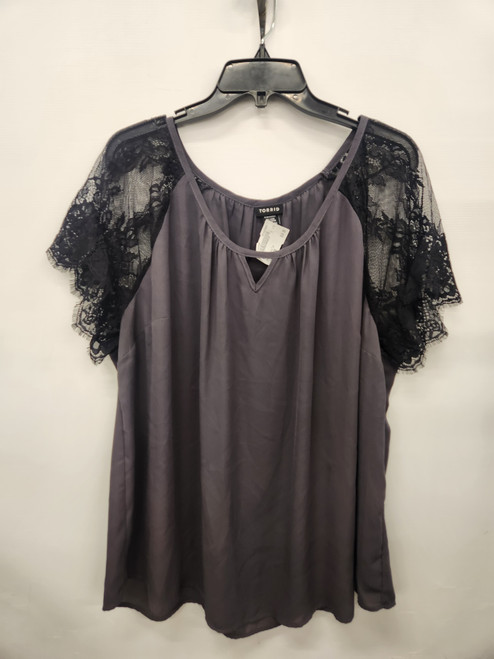 Vist Large View of Product Image Which is Used Torrid Short Sleeve Top 2X-20