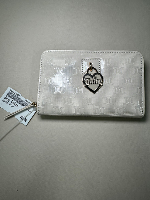 Used Juicy Couture Leather Wallet 60006-S001139547 Vist Large View of Product Image Which is Used Juicy Couture Leather Wallet