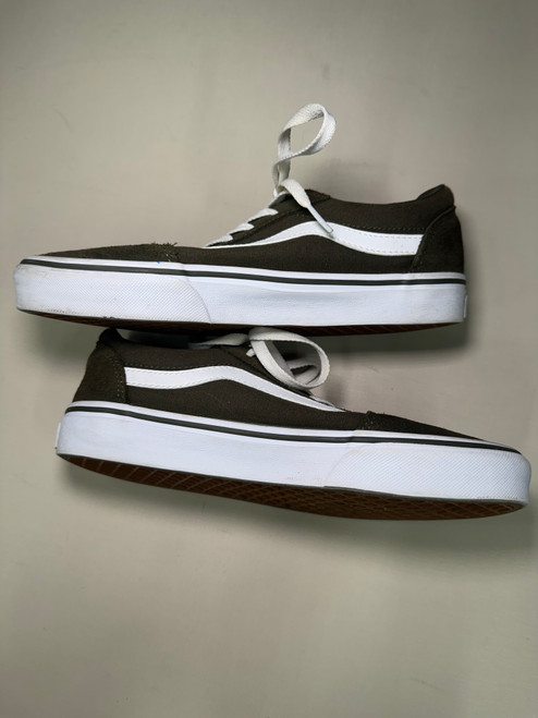 Used Vans Casual Shoes 8.5 60006-S001139587 Vist Large View of Product Image Which is Used Vans Casual Shoes 8.5