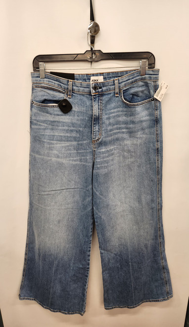 Used Unbranded Denim 18-34 60027-S001386077 Vist Large View of Product Image Which is Used Unbranded Denim 18-34