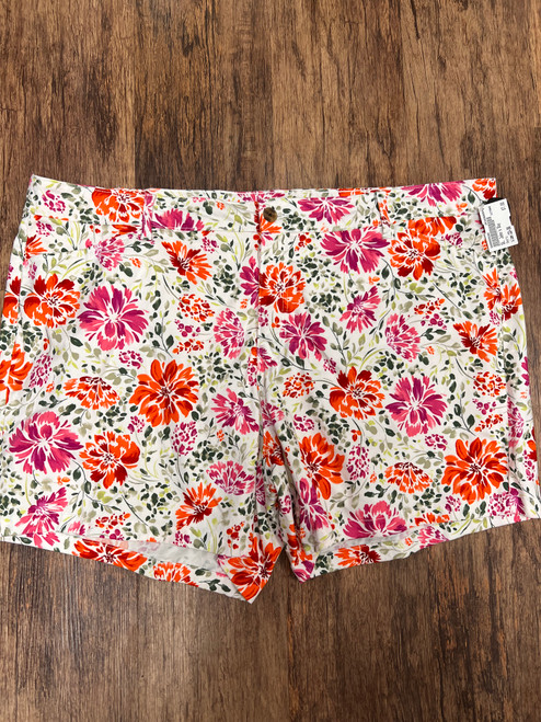 Vist Large View of Product Image Which is Used St. John's Bay Shorts 22-36