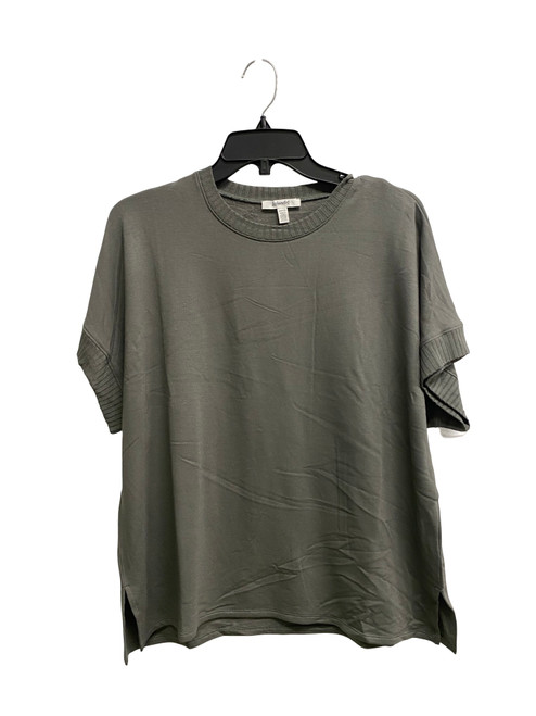 Vist Large View of Product Image Which is Used Splendid Short Sleeve Top S-4/6