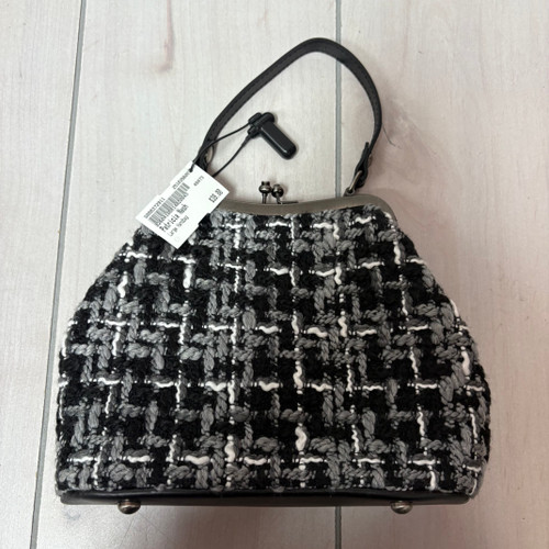 Vist Large View of Product Image Which is Used Patricia Nash Large Handbag