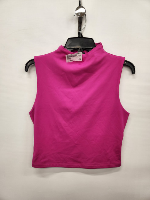 Vist Large View of Product Image Which is Used Express Tank Top M-8/10