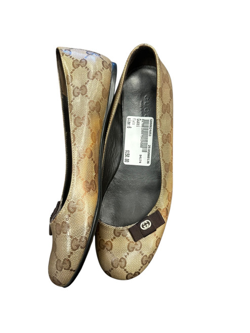 Vist Large View of Product Image Which is Gucci Flats 6