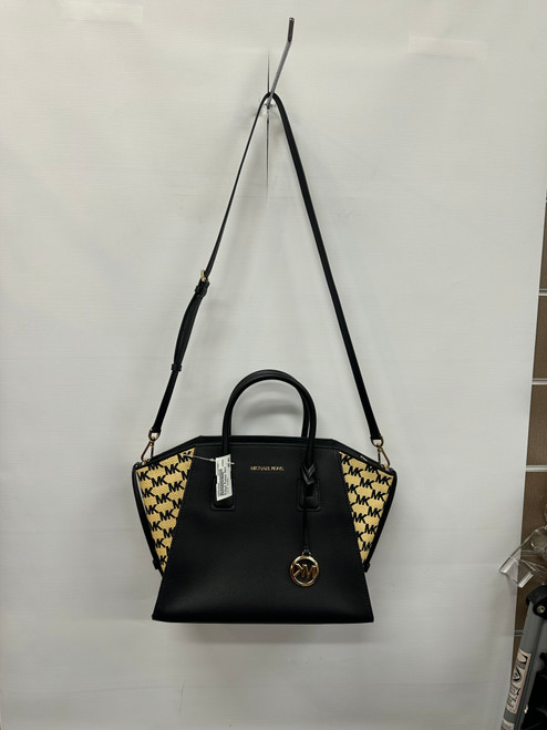 Used Michael Michael Kors Xlarge Leather Handbag 60072-S000538522 Vist Large View of Product Image Which is Used Michael Michael Kors Xlarge Leather Handbag