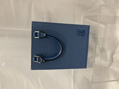 Used Louis Vuitton Petit Sac Plat Handbag 60067-S000769161 Vist Large View of Product Image Which is Used Louis Vuitton Petit Sac Plat Handbag