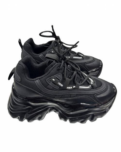 Used Steve Madden Performance Shoes 7.5 60021-S000815363 Vist Large View of Product Image Which is Used Steve Madden Performance Shoes 7.5