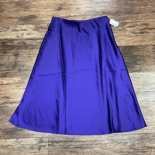Used Talbots Long Skirt 4-27 60004-S000636367 Vist Large View of Product Image Which is Used Talbots Long Skirt 4-27