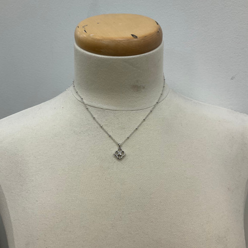 Used Kendra Scott Necklace 60017-S001086208 Vist Large View of Product Image Which is Used Kendra Scott Necklace