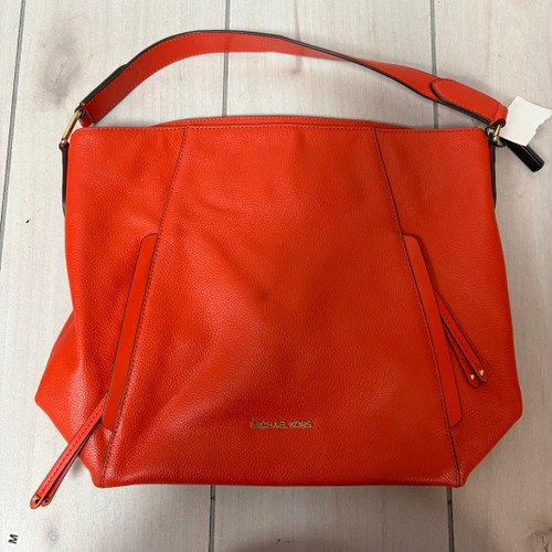 Used Michael Kors Xlarge Leather Handbag 60093-S000373045 Vist Large View of Product Image Which is Used Michael Kors Xlarge Leather Handbag