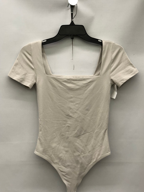 Vist Large View of Product Image Which is Used Aritzia Short Sleeve Top S-4/6