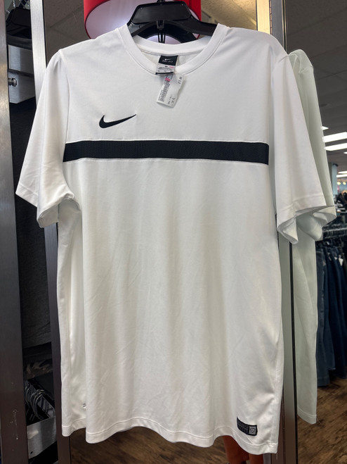 Vist Large View of Product Image Which is Used Nike Mens T-Shirt XL