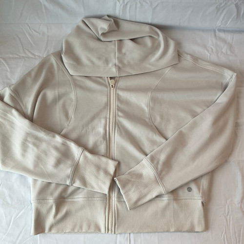 Vist Large View of Product Image Which is Used Unbranded Active Sweatshirt L-12/14