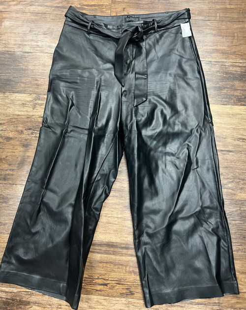 Vist Large View of Product Image Which is Used Eloquii Casual Pant 16-33