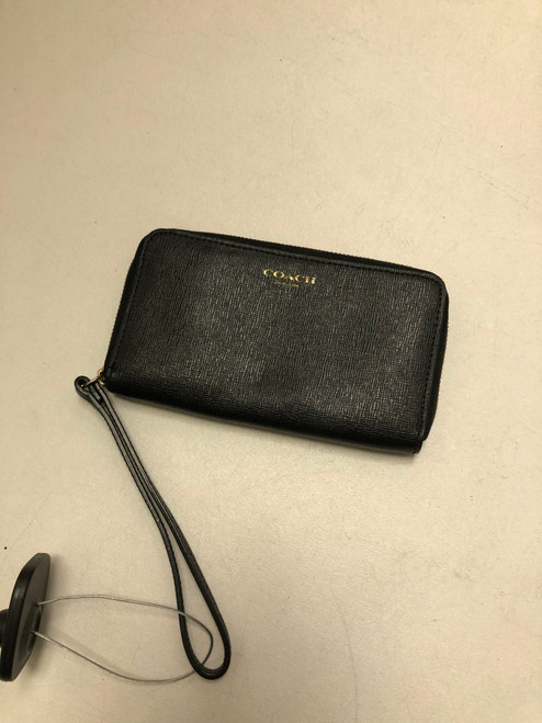 Vist Large View of Product Image Which is Used Coach Leather Wristlet