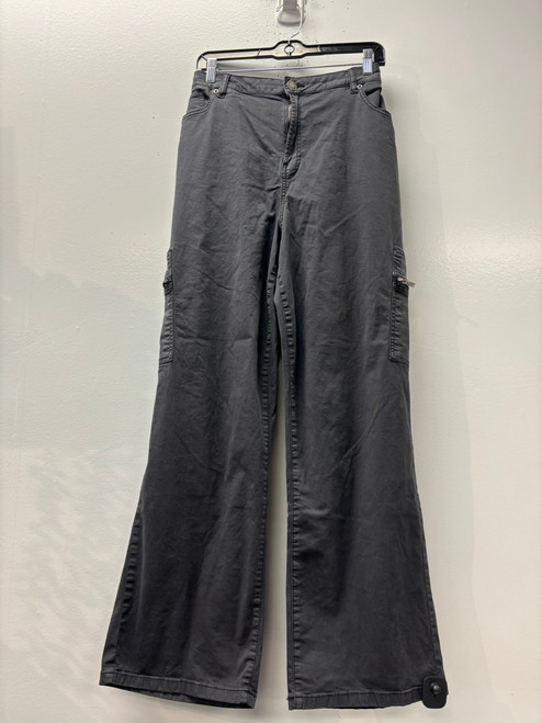 Vist Large View of Product Image Which is Used Penningtons Casual Pant 22-36