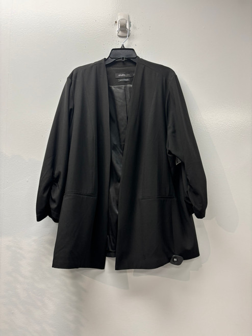 Used Torrid Blazer 4X-24 60130-S000230042 Vist Large View of Product Image Which is Used Torrid Blazer 4X-24