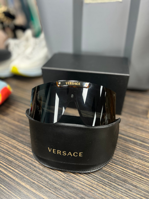 Vist Large View of Product Image Which is Used VERSACE Sunglasses