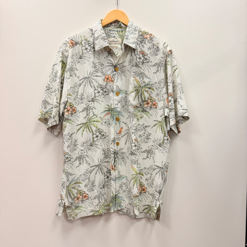 Vist Large View of Product Image Which is Used Tommy Bahama Mens Short Sleeve Top M/15-15.5