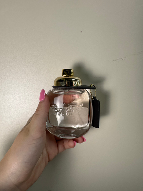 Vist Large View of Product Image Which is Used Coach Perfume