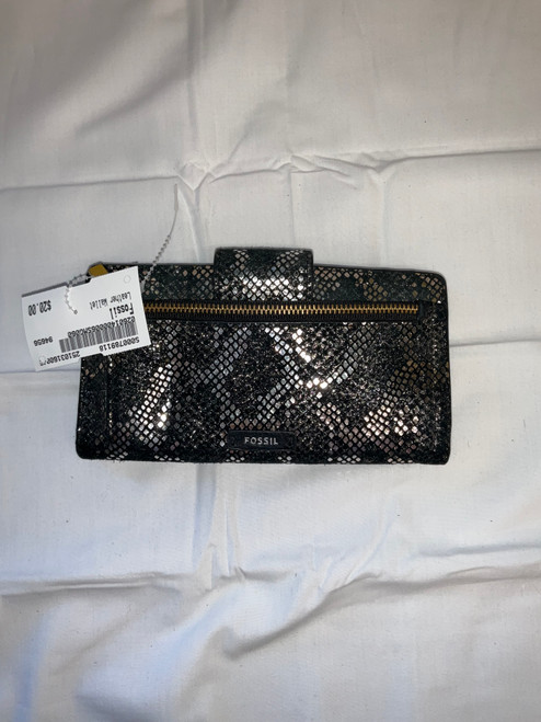 Vist Large View of Product Image Which is Used Fossil Leather Wallet