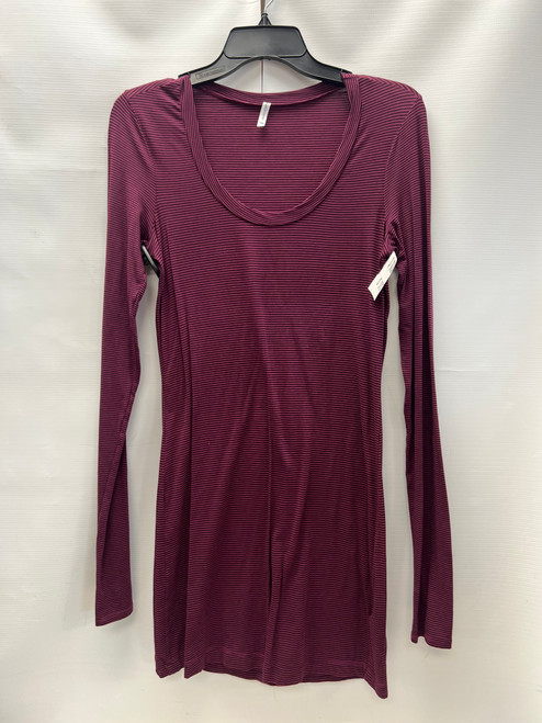 Vist Large View of Product Image Which is Used Splendid Short Dress B L-12/14