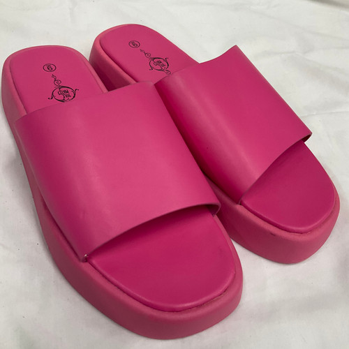 Vist Large View of Product Image Which is Used Unbranded Wedge Sandals 9