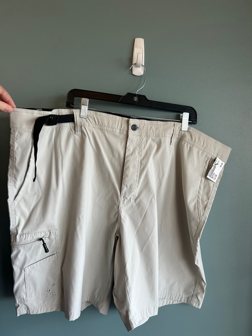 Vist Large View of Product Image Which is Used RealTree Mens Shorts XXL