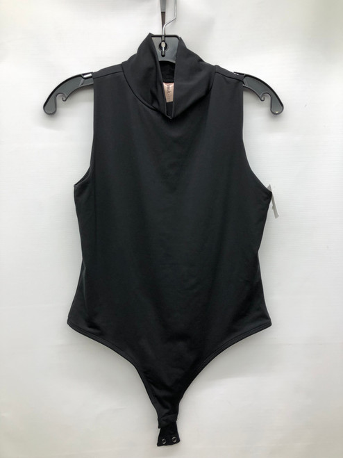 Vist Large View of Product Image Which is Used Unbranded Sleeveless Top XS-0/2