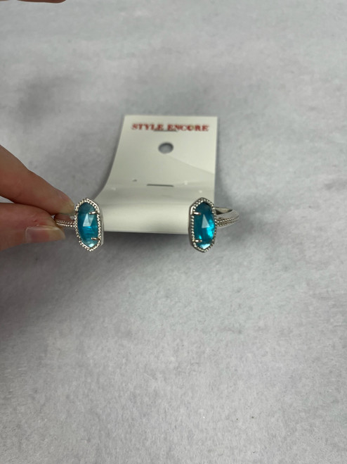 Vist Large View of Product Image Which is Used Kendra Scott Bracelet