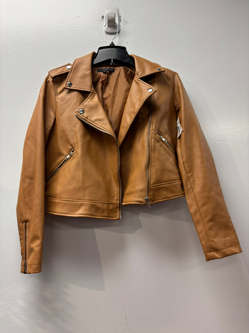 Vist Large View of Product Image Which is Used Saints Short Light Jacket S-4/6