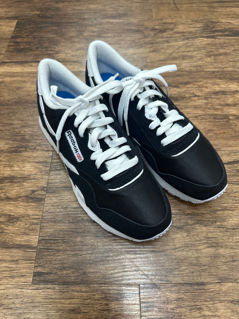 Vist Large View of Product Image Which is Used Reebok Performance Shoes 8