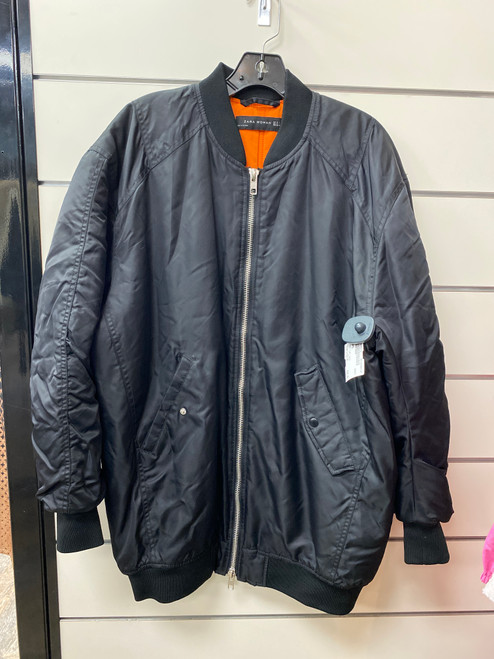 Vist Large View of Product Image Which is Used Zara Short Light Jacket L-12/14