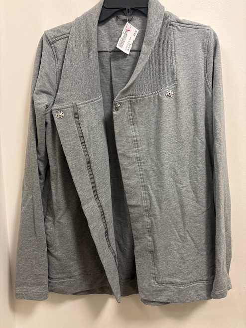 Vist Large View of Product Image Which is Used Lululemon Active Jacket S-4/6