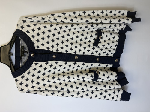 Vist Large View of Product Image Which is Used Eloquii Heavyweight Sweater 5X-26