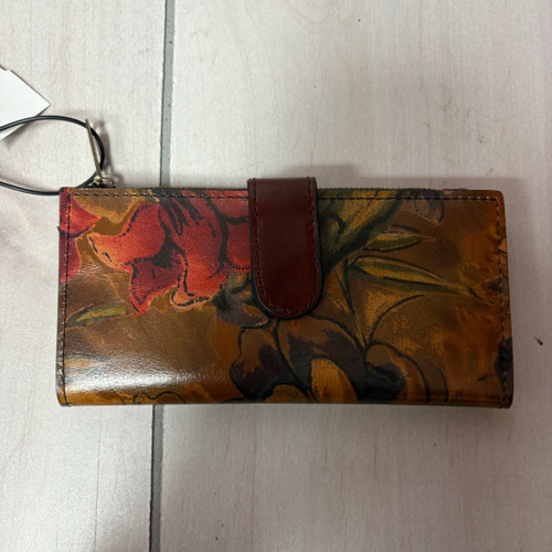 Vist Large View of Product Image Which is Used Patricia Nash Leather Wallet