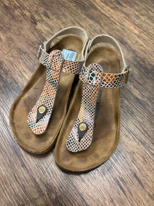 Vist Large View of Product Image Which is Used Birkenstock Sandals 7