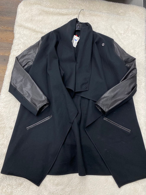 Vist Large View of Product Image Which is Used  spanx Short Light Jacket L-12/14